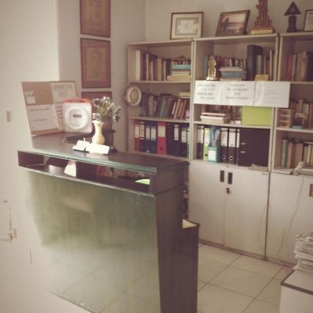 Bangka Bed And Breakfast Jakarta Exterior photo