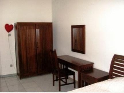 Bangka Bed And Breakfast Jakarta Exterior photo